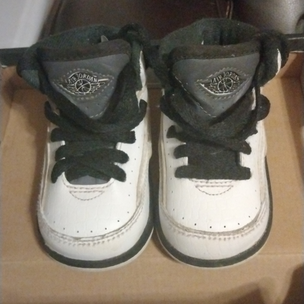 Jordan Retro 4c Infant shoes